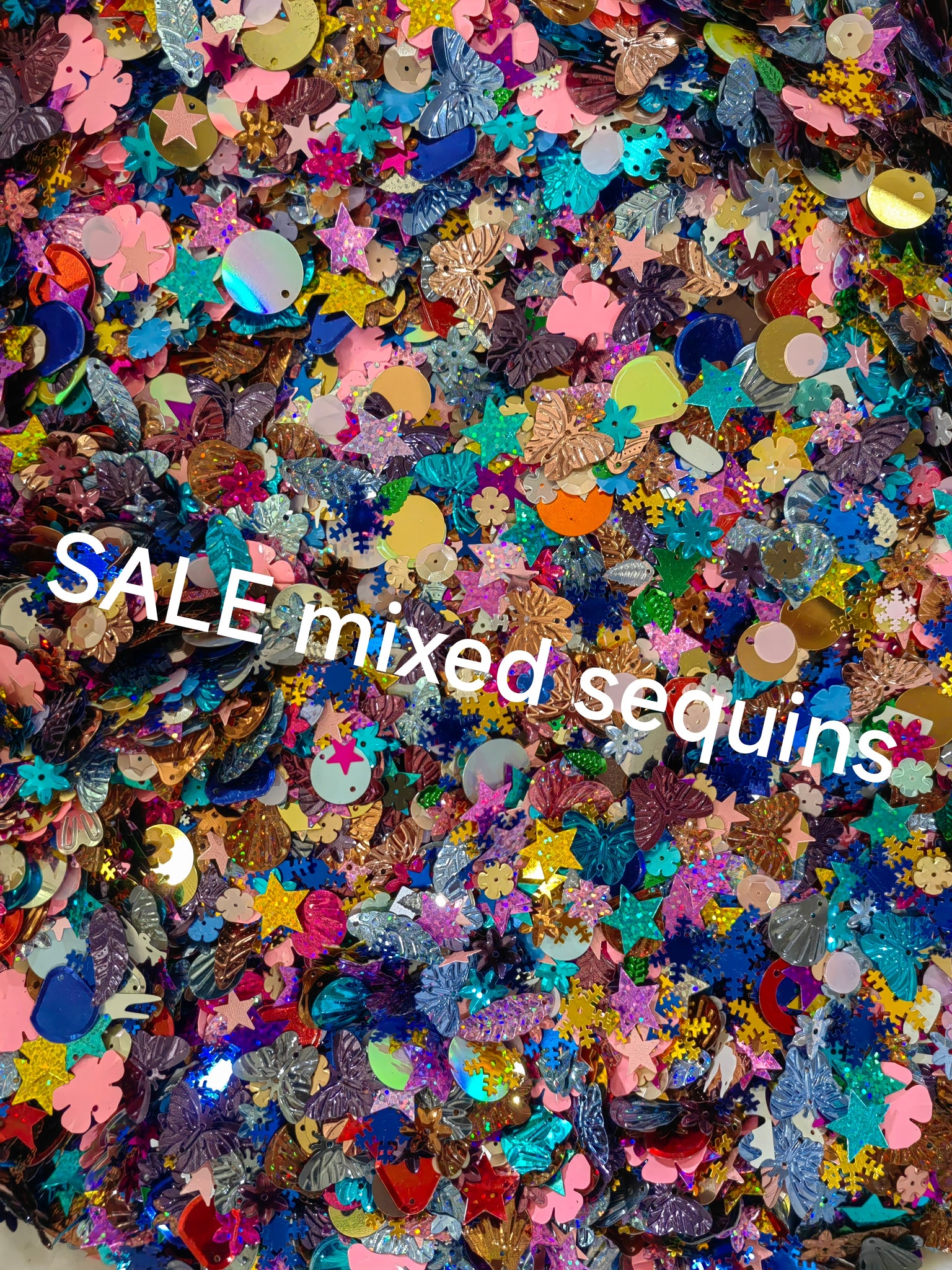 Wholesale Clearance mixed Loose Sequins! Stuck-In-stock sequins, various colors,  various shapes, various sizes, priced per 1kg